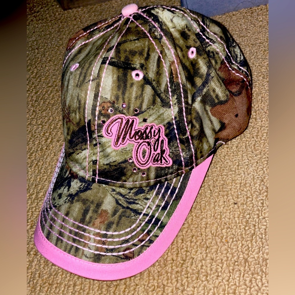 Vintage Mossy Oak camo hat with pink/rhinestone details